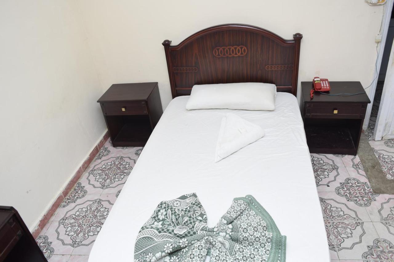 Egyptians Hostel アレクサンドリア エクステリア 写真