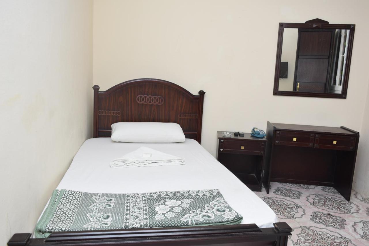 Egyptians Hostel アレクサンドリア エクステリア 写真